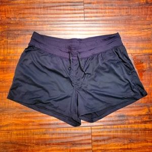 The Northface shorts black L